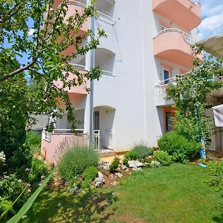 Snjezana Apartment Novi Vinodolski
