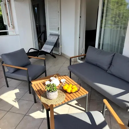 Apartment Snjezana