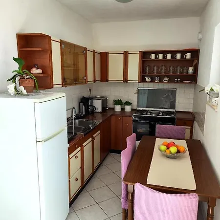 Apartment Snjezana