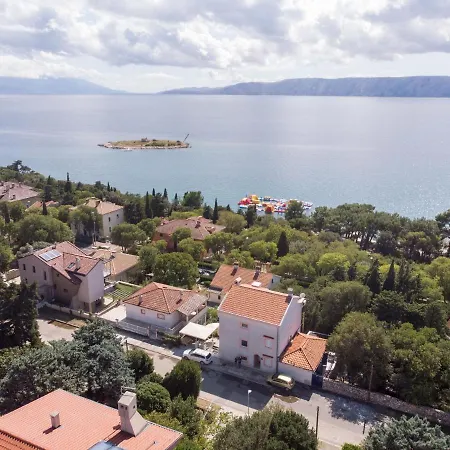 Apartment Snjezana